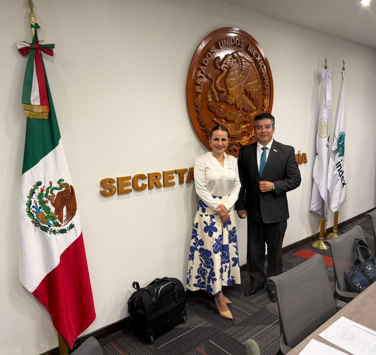 GtoIndex's tweet photo. 🤝 Index Guanajuato presente en la Reunión de Consejo Directivo de Index Nacional

Desde la Secretaría de Economía en CDMX, se celebró un importante encuentro donde se reafirmo la sinergia entre sector público y privado. https://t.co/VM7qCKUFCM