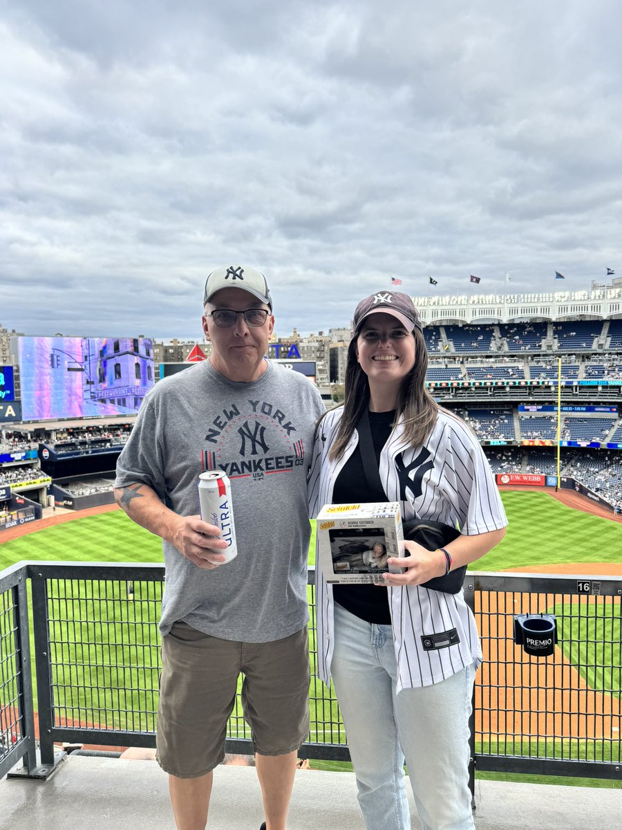 Erink219's tweet photo. #RepBX  let’s go yanks! https://t.co/f42krqCGNL