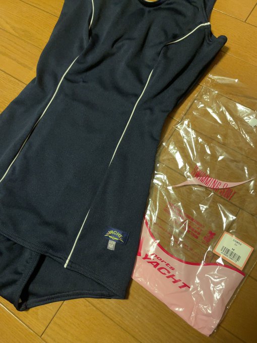 旧スクにラインが入ってると嬉しい
絶滅危惧種 