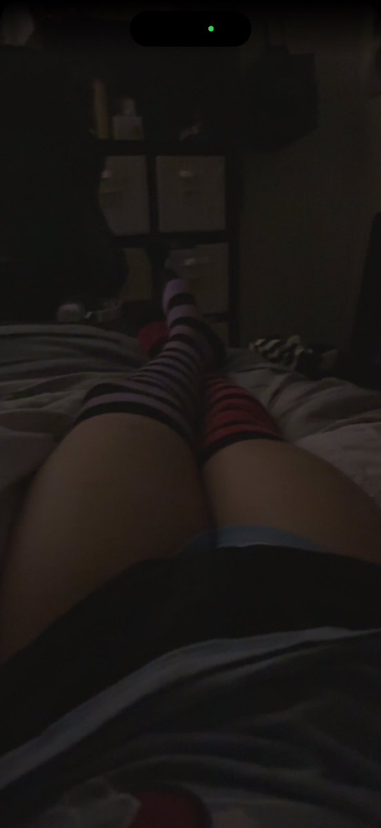ione_star's tweet photo. I realized i haven’t posted in a year so here are some thigh pics. #femboy #femboysfw https://t.co/RLd2GAmUdM
