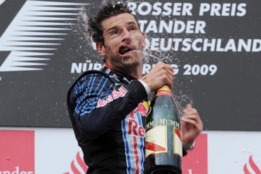TroubleForF1's tweet photo. Yes no suspicious follows a 🧵🤩

-Still following juri vips in the great 25 

-Follows his own  transphobic manager mark webber who is literally the devil incarnation 

Polite cat can do no wrongs🦦 https://t.co/jjqwbhwI7V