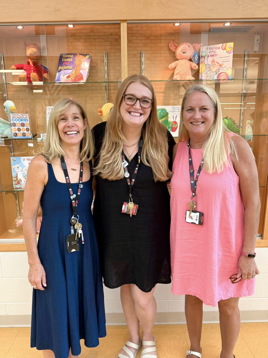 So excited to welcome our kids back to school! ❤️🦓 <a href="/BarringtonELC/">Early Learning Center</a>