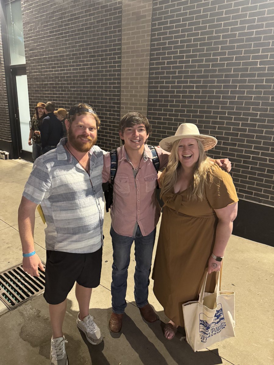 cbeee87's tweet photo. @evanhonermusic Lol this is obvi a joke. @WyattFlores10 is a goat of a human being and nice guy. https://t.co/aQn5wDKdS0