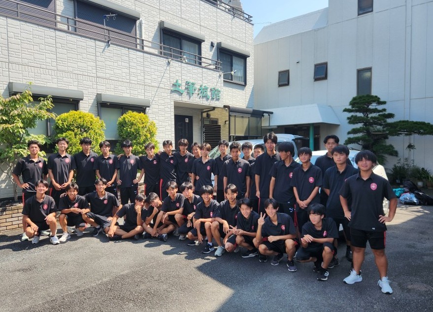 RTukusi1's tweet photo. ☆三島南高校サッカー部さま

 詳しくは https://t.co/EB6zN3IqAO https://t.co/qSpJ647eFx
