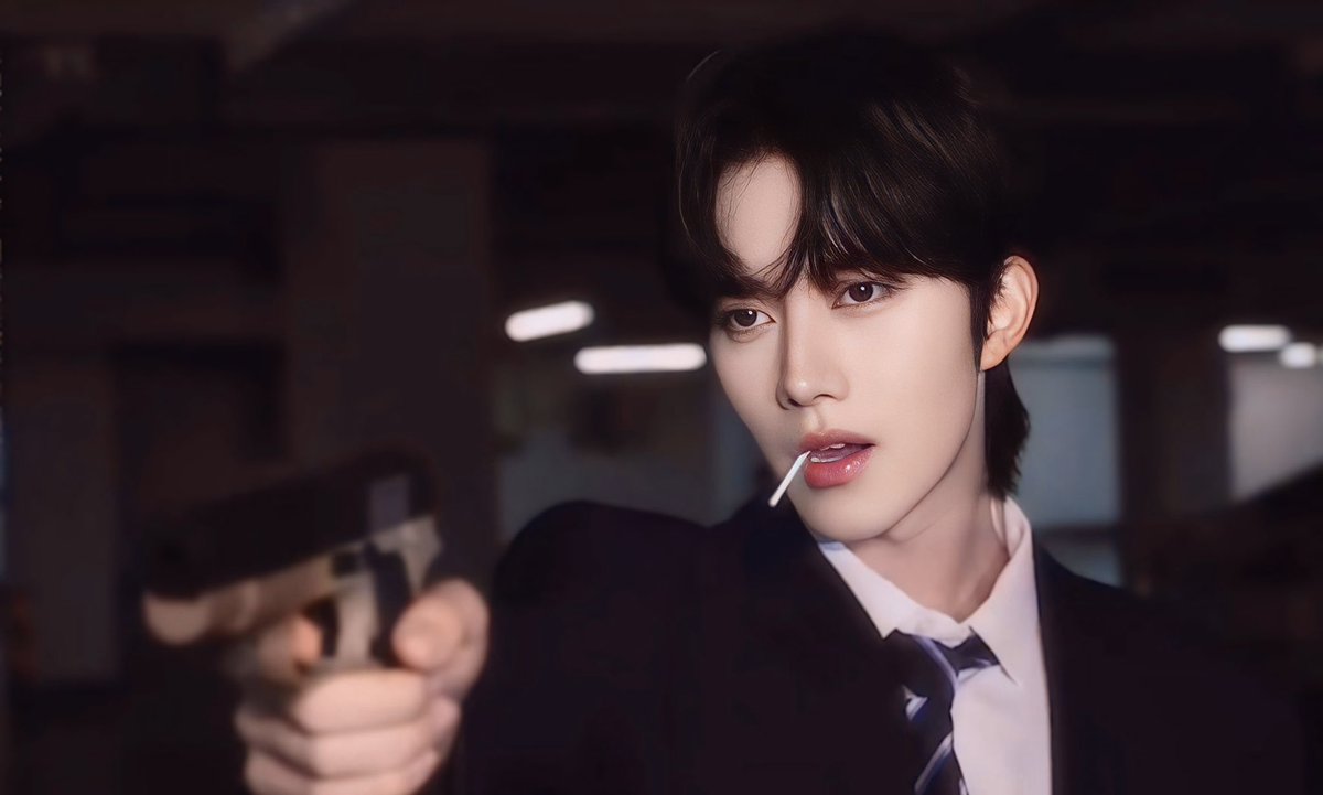 Bu benim öz saygıma çok zarar veriyor ya insan köle olmak ister mi ol dese olucam #EliotHuang