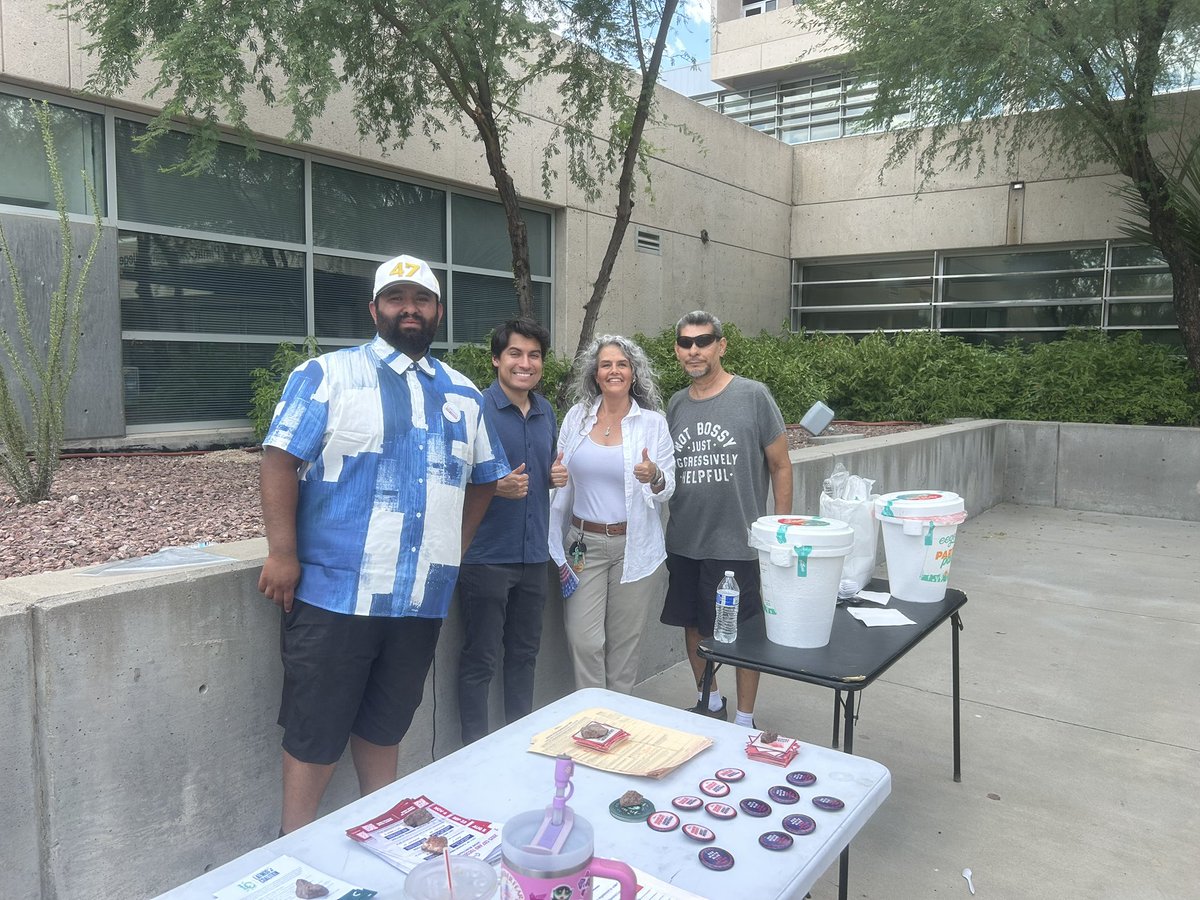 TPALatinosPima's tweet photo. Great day registering Latino voters today at PCC @charliekirk11 @tpaction @GanamosTucson @PimaCountyYR @RealPimaGOP @TPACoalitions @LexitMovement1 https://t.co/gv8nPqCXbf