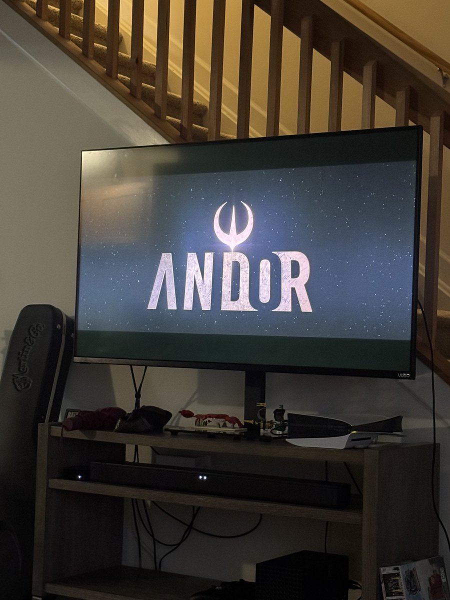 guess what show im FINALLY watching for the first time