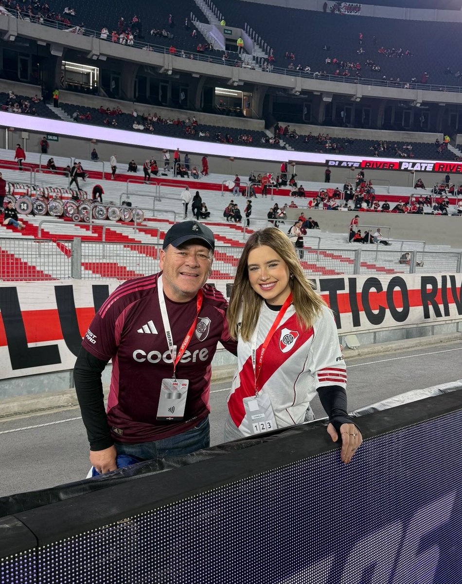 banco el hecho de que coty siempre comparte este tipo de oportunidades con su familia/amigos 🥺🤏