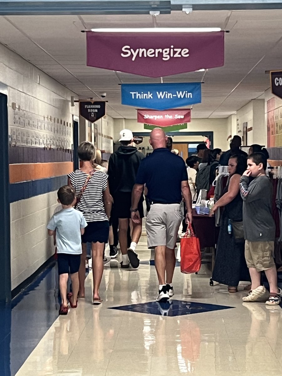 ShilohValleyES's tweet photo. ✨ We had a blast at Open House today @ShilohValleyES! Thank you to all of our amazing families for coming out and helping us launch into the new school year. 🚀📚 We can’t wait for an incredible year ahead! ❤️💙💚🖤 #LaunchingLEADers @AGHoulihan @TopperJenn58692 @UCPSNC https://t.co/KAYm2ib7li