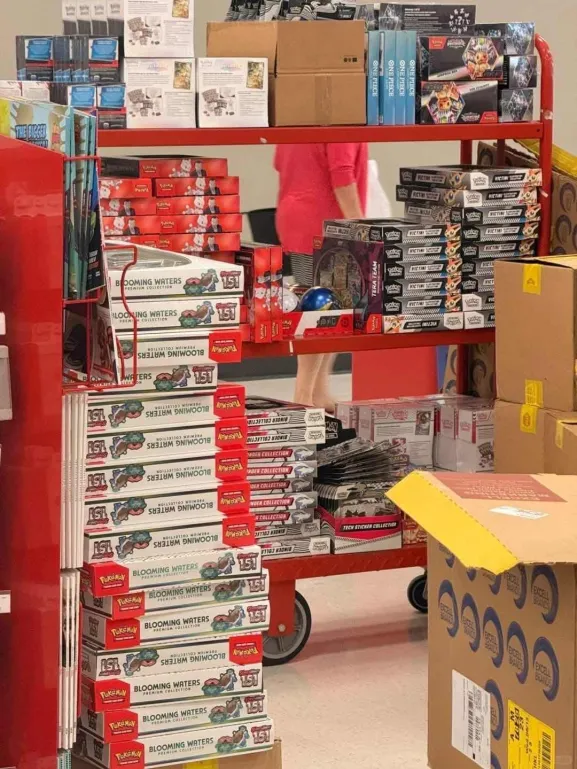 Pokémon Deals, Restock and Alerts tweet media