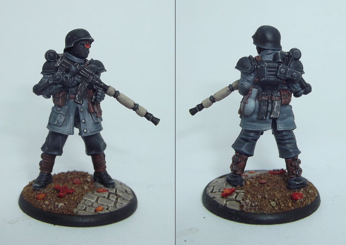 Hauptmann Gross bodyguard (Konflikt 47)
#konflikt47
#warlordgames 
#konflikt47axis