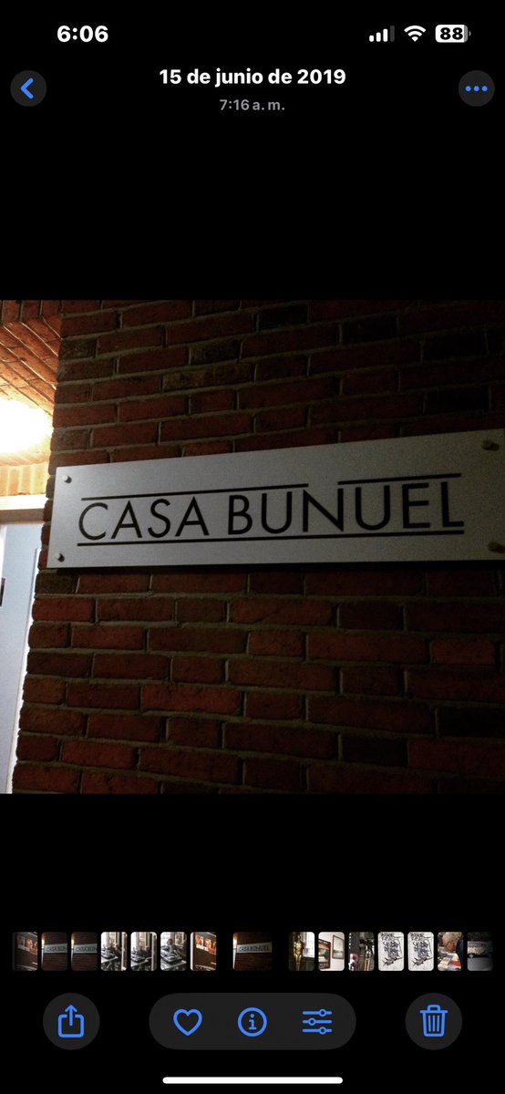 Un día giramos justo donde Don Luis Buñuel 🎬🎥se hacía sus martinis secos, 🍸en el patio de su casa🏡 , todo un honor 😎👉🏻💩👊🏻#heyspinthatshit