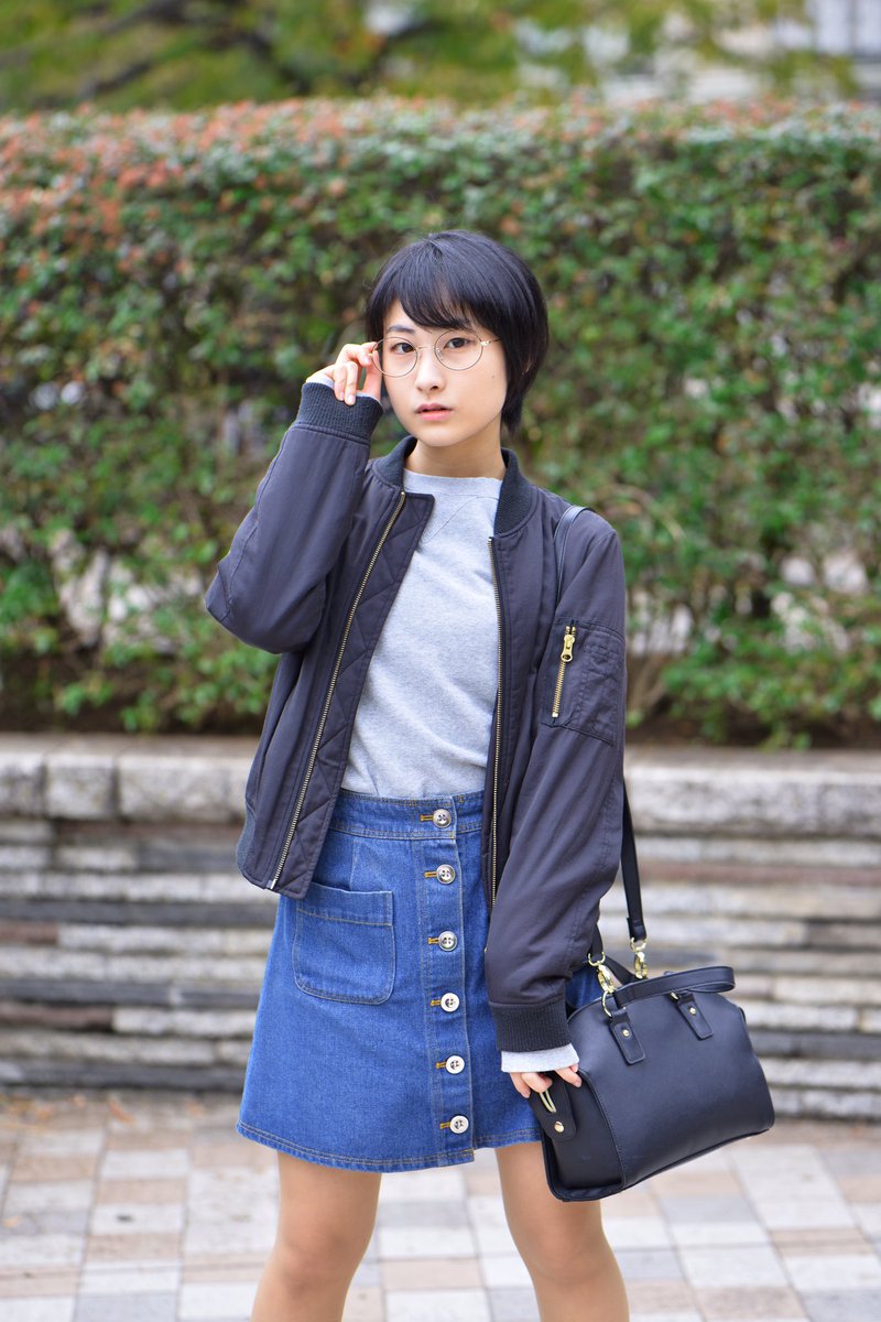 99Sugicchi's tweet photo. 「Natus」さんをご存知でしょうか？

「Natus」を知っている方は、かなりの蟲マニアですよ！！

#Natus
#蟲乃夏
#被写体
#黒髪
#ショートヘア
#丸メガネ
#メガネ
#ポートレート
#ファインダー越しの私の世界 https://t.co/RRQC06wyHK
