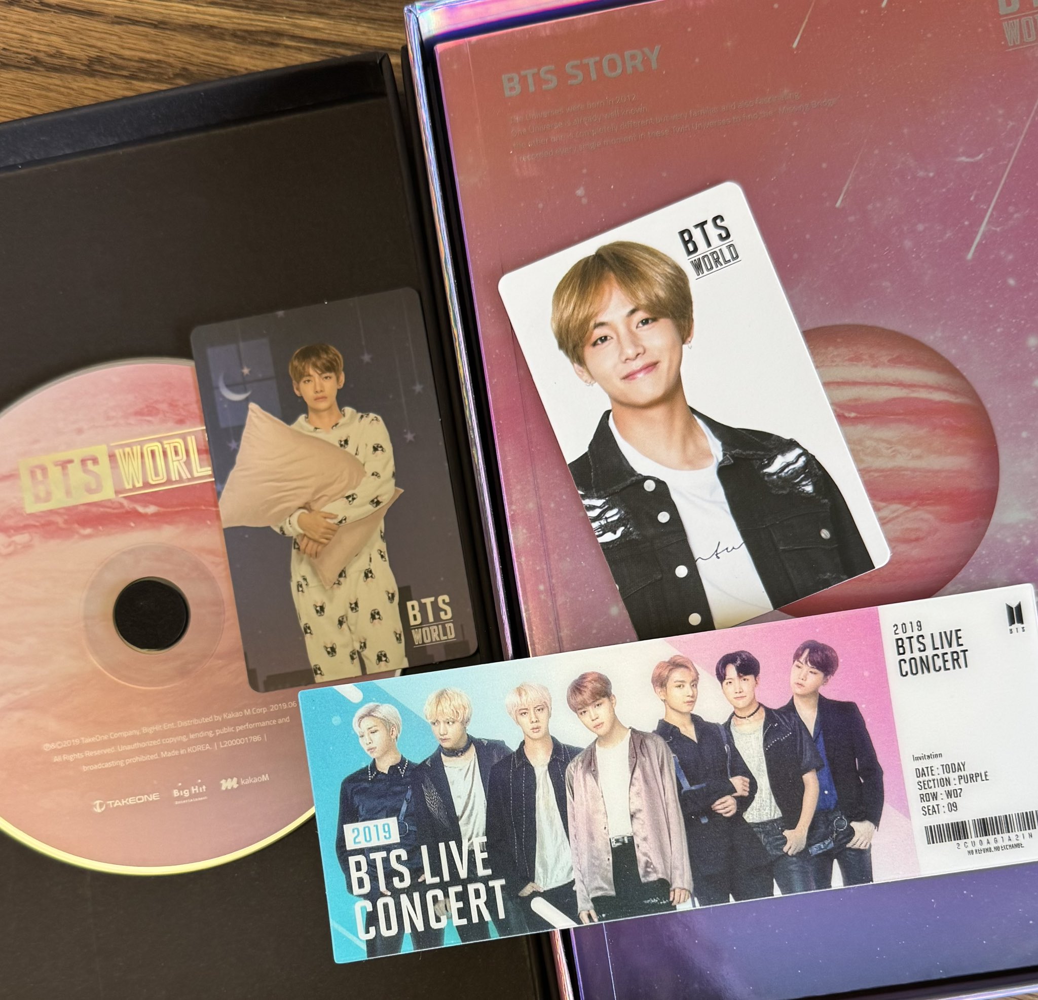 BTS♡とても大きなブランケット♡150✕200♡おまけ2点付♡ Army Vlog】HAPPY JK DAY in Seoul 3泊4日ひとり旅② GOLDEN:THE
