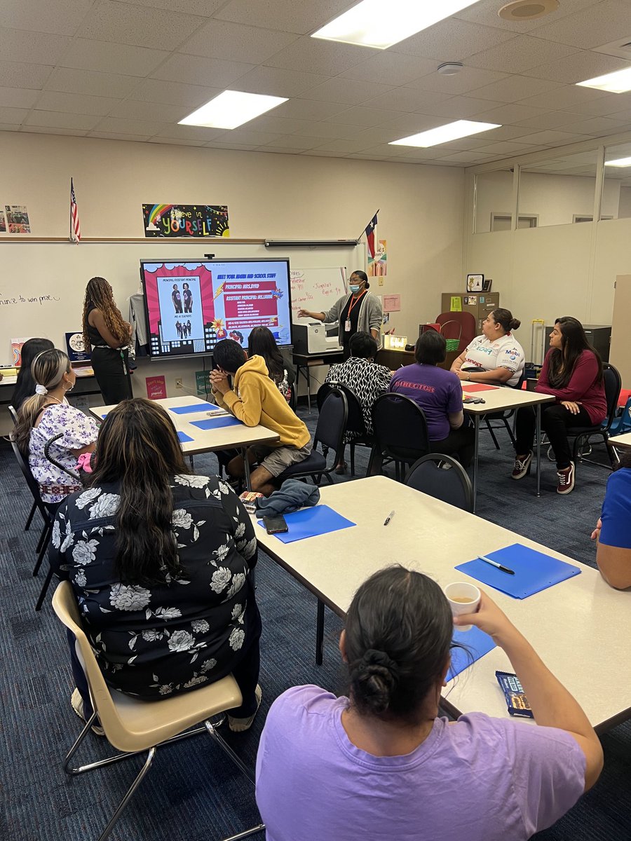 Cummings_Alief's tweet image. PK parents ⁦@Cummings_Alief⁩ joined our Family Liaison and PK teachers for an information session related to how to #setUpforSuccess!! ⁦@AliefISD⁩ ⁦@theshortcumings⁩  ⁦@AliefCounseling⁩ ⁦@Alief_Lang_Arts⁩ ⁦@AliefPreK⁩