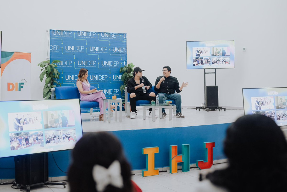 Junto a mi esposa <a href="/pattyruibal/">Patricia Ruibal</a> asistimos al Foro “Jóvenes que Inspiran”, donde reconocimos a talentos que destacan en áreas como emprendimiento, música, artes escénicas y deporte. 🎶🎭🥊

Nos llena de orgullo ver cómo nuestra juventud ya está marcando el presente de Hermosillo e