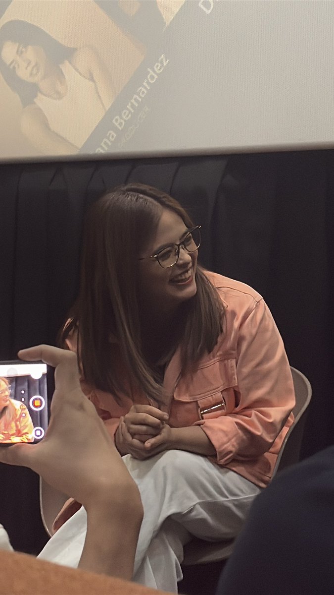 viagorjaz's tweet image. “Bea is my Via” talaga🥹🧡

#BeaBinene #Via  #ViArkin #WilBea  #Posthouse #GSOT