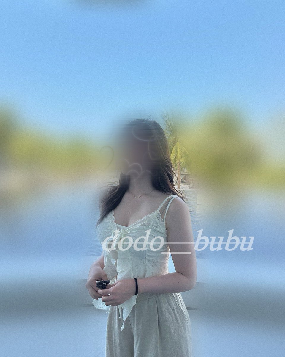 dodo__bubu's tweet photo. 젊은 와이프의 웃음과 섹기는 많은 남성들에게 힘이 되는거 같군요
휴가중 와이프의 가슴골이 보이는 사진이네요

#섹트 #네토 #네토부부 #부부 #부커 #커플 #유부녀 #네토라레 #네토리 https://t.co/jQDxcYyLiK