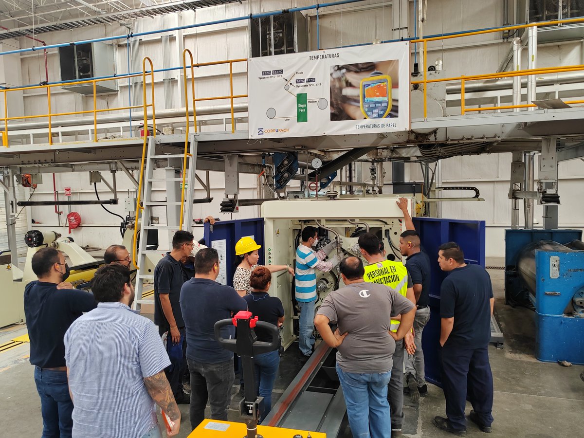 DavidHu75775803's tweet photo. El equipo de West River utilizó tecnología sofisticada para ayudar a un cliente latinoamericano a actualizar su corrugadora Langston de 5 capas de EE. UU., la Cassette Single Facer, un componente clave.

WhatsApp: +86 138 2464 8608
westriver2010@hotmail.com

#diseñodeembalaje https://t.co/1eWQfZFmGn