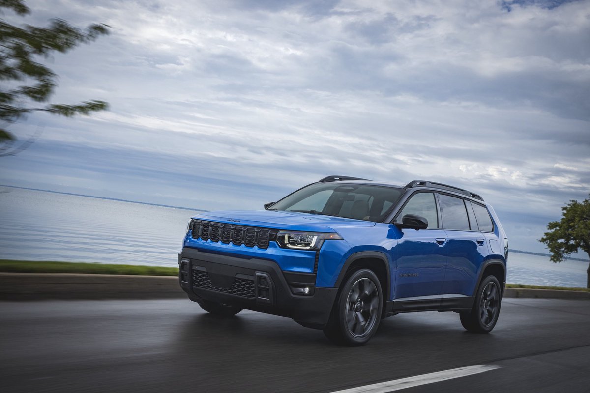 AutoDinámico tweet media