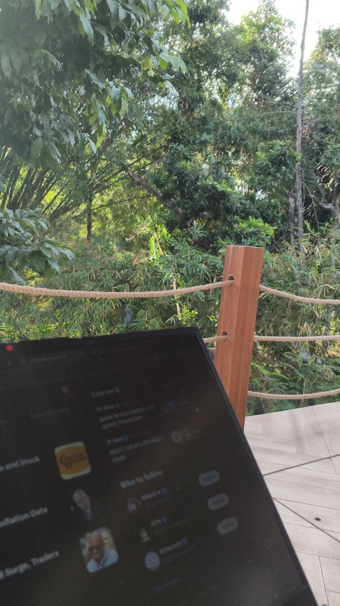 MetaEarth_ID's tweet image. Pagi semuaaa, siapa yang hari ini datang ke @CoinfestAsia day 2??