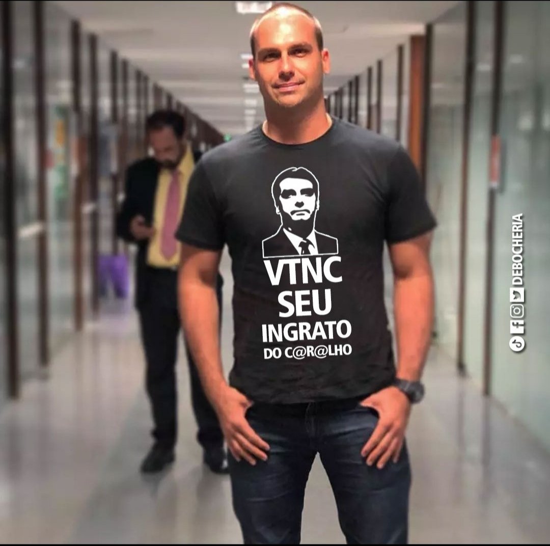 KKajitik's tweet image. " VAI DECRETAR O RESTO DA MINHA VIDA NESSA PORRA AQUI "