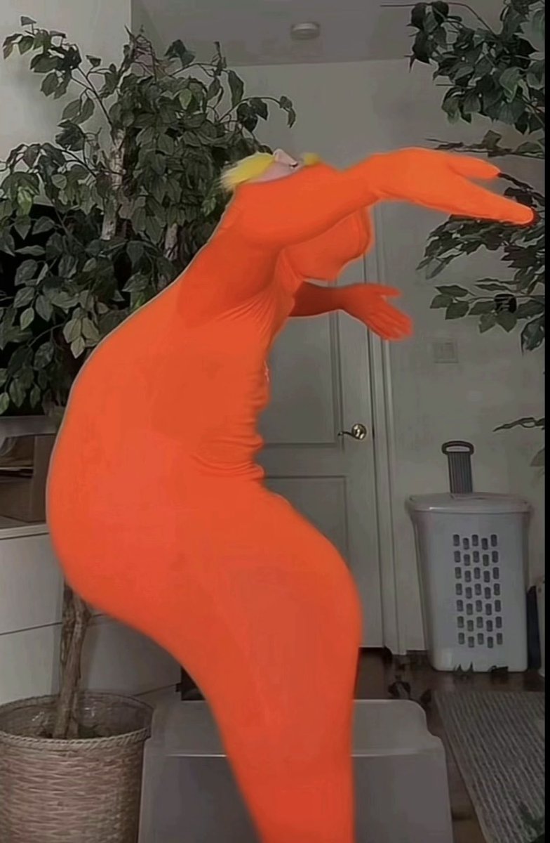 Emo Queen 🌚 tweet media