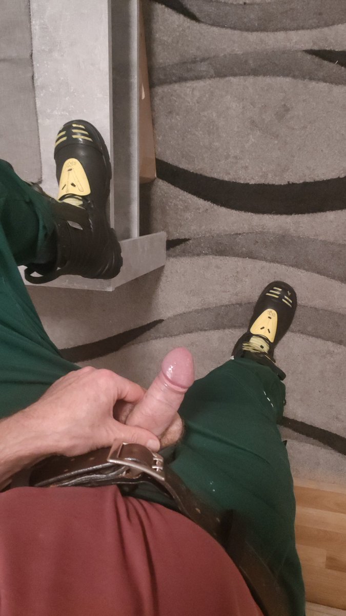 wasyl (@dunlopworke) on Twitter photo 