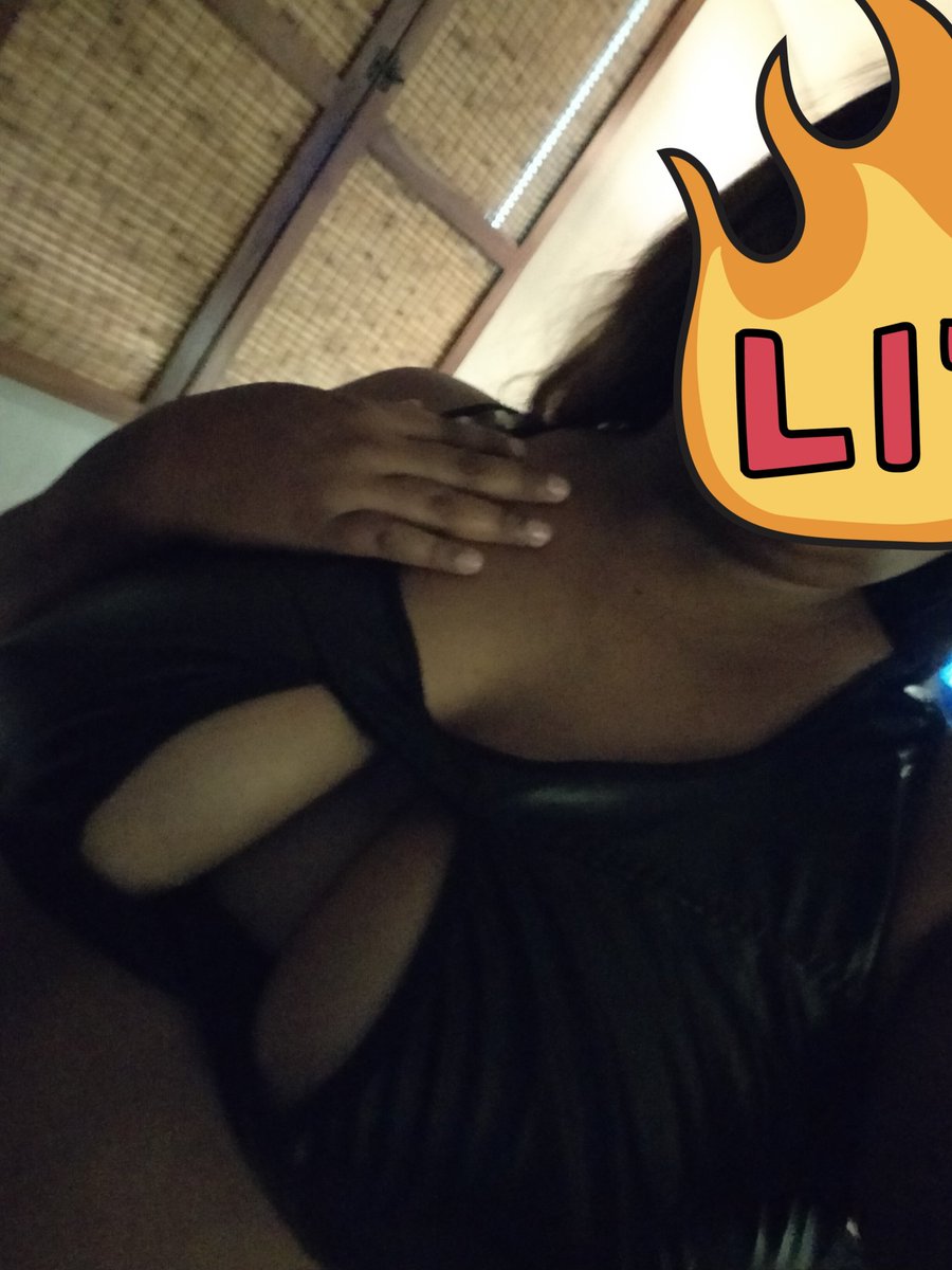 Buenas tardes amigos, ya tenemos ganas de salir a divertirnos estamos en busca de alguna chica o pareja que quiera pasar un momento rico con nosotros 🔥😈