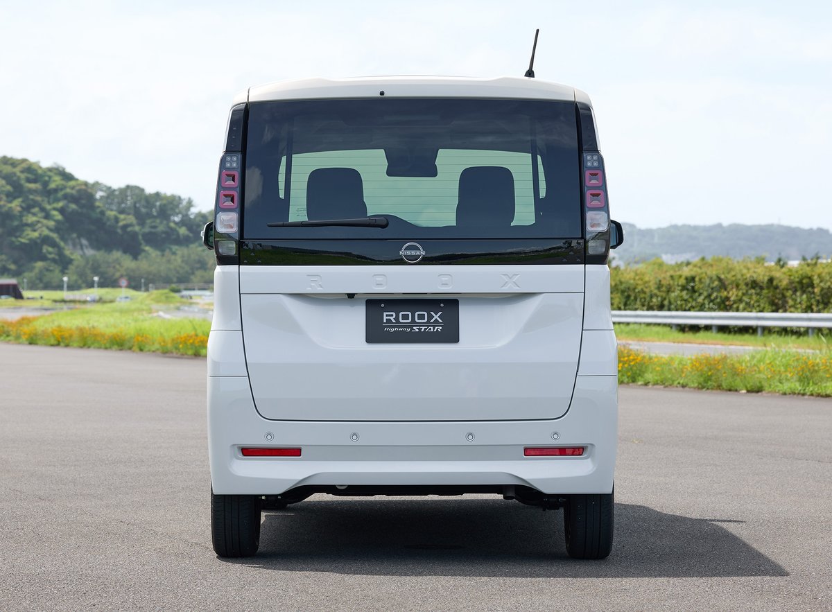 日産、スーパーハイト軽自動車『ルークス』新型を先行公開、160万円台から秋頃発売へ
response.jp/article/2025/0…

#新型車 #日産 #ルークス #軽自動車