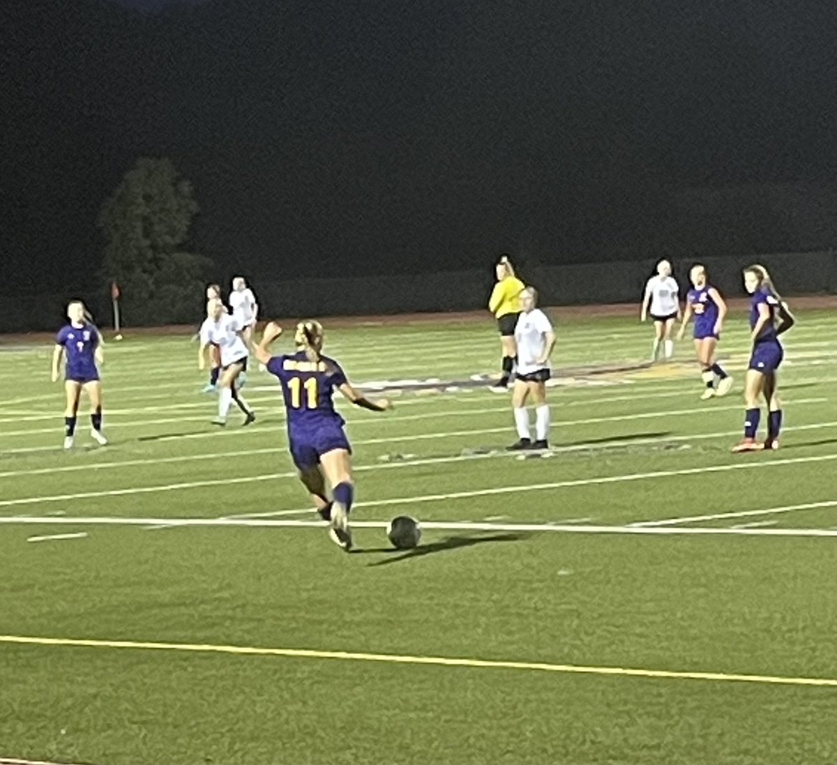 Eagles take their home opener 6-2 - Go Eagles!!