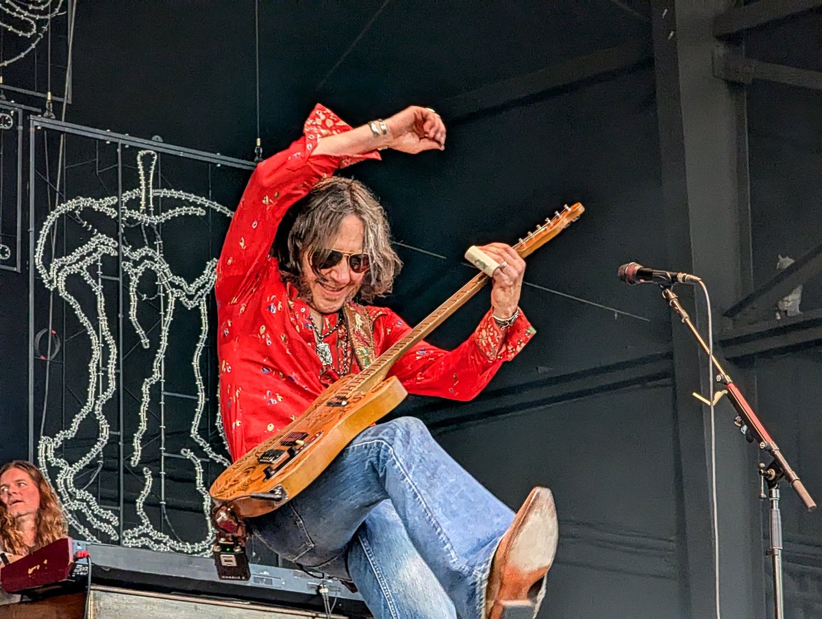 KC Concerts (@kcconcerts) on Twitter photo We love a little <a href="/blackberrysmoke/">BLACKBERRY SMOKE</a> on a Thursday at <a href="/AzuraAmp/">Azura Amphitheater</a>!
#kcconcerts #blackberrysmoke We love a little <a href="/blackberrysmoke/">BLACKBERRY SMOKE</a> on a Thursday at <a href="/AzuraAmp/">Azura Amphitheater</a>!
#kcconcerts #blackberrysmoke