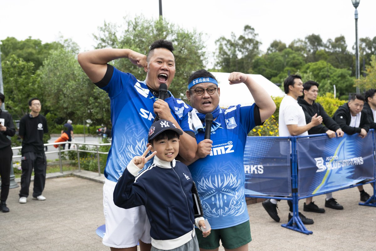 LeagueOne_JP's tweet image. \ 今日は #はいチーズの日 📸 /
試合会場で見つけた、とびきりの笑顔😊🩷
みんなの笑顔が選手たちのパワーになります💪✨
#NTTリーグワン #リーグワン
