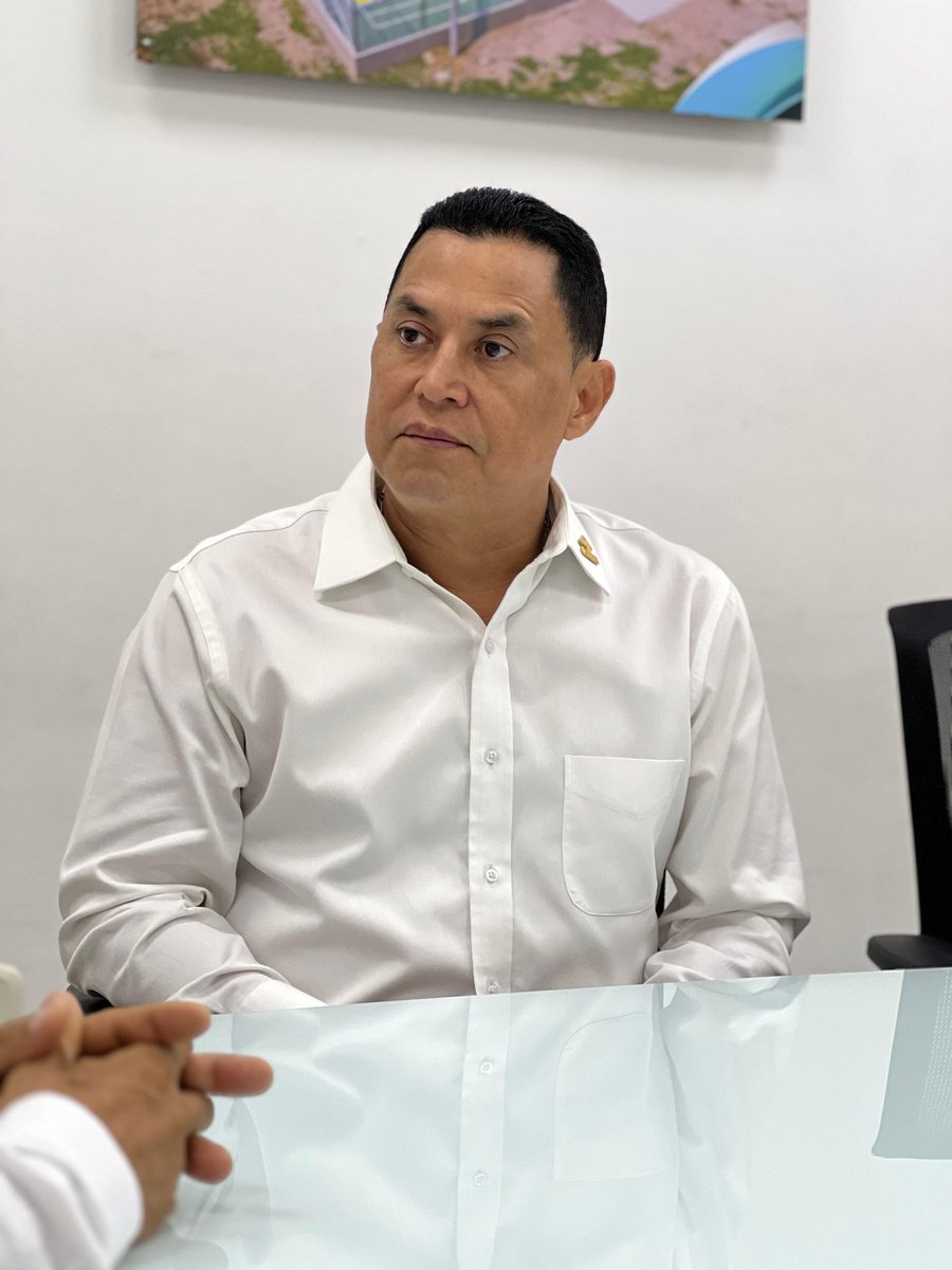 El compromiso del @mineducacion,  con la ampliación de cobertura a través del Plan Integral de Cobertura  se consolida en el Magdalena Medio.<a href="/DanielRMed/">Daniel Rojas Medellin</a> <a href="/ricardomorenoII/">Ricardo Moreno Patiño</a>
UNIPAZ asume con responsabilidad esta tarea, por ello, en reunión con el alcalde de Puerto Wilches,