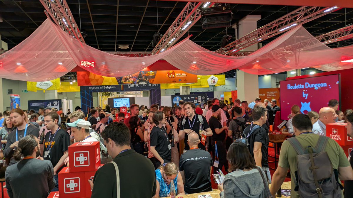 F1PME's tweet photo. #Gamescom so far: Fascinating how crowded it is. 🤩
The business area is full of major studios. The presence of Web3 was also interesting to observe.
We had some great conversations and are definitely inspired! ✨

#gamedev #gaming #MakingItHappen #TeamVibes #WhatsNext https://t.co/NtixrSxaCw