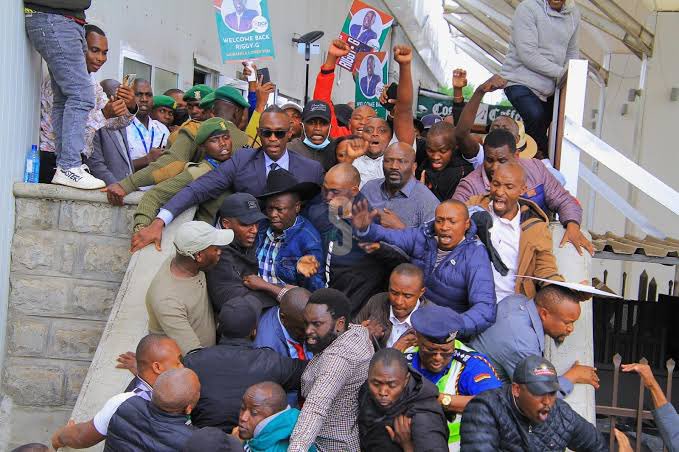 Prof Makau Mutua tweet media