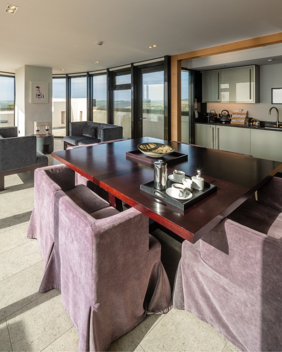 Join Our Housekeeping Team at Roch Castle!

We’re looking for a friendly, detail-driven Housekeeping Team Member to help us deliver exceptional guest experiences.

To apply, send your CV to Meg at recruitment@retreatsgroup.com

#rochcastle #wales #castle #jobvacancy #housekeeping