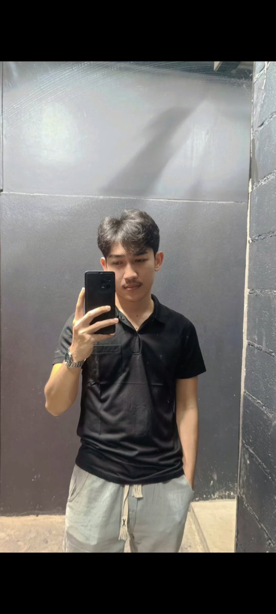 รับนวดนอกสถานที่ และในร้านนะครับ ยินดีให้บริการ (หมอนวดชายแท้) #หมอนวดชาย #นวดนอกสถานที่ #นวดน้ำมัน #หมอนวดชาย #หมอนวดเชียงราย #นวดโรงแรม #นวดชายหญิง 
#นวดเชียงราย 
#สนใจทัก iD  payu_2002