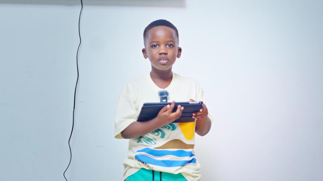 DullahTheking2's tweet photo. Yale Mafunzo ya Coding kwa watoto yanayotolewa na @KodeUniKids  kwa sasa yanapatikana kwa Mikoa Mitatu 👇🏽

👉🏽DAR ES SALAAM
👉🏽ARUSHA
👉🏽DODOMA

Likizo hii kwa Wanafunzi wa NECTA itawafaa sana wanangu, Fanya mawasiliano 0745000555

Muandalie Mtoto kesho bora 📌

#SummerCodeSurge2025 https://t.co/UOTJUQNldw