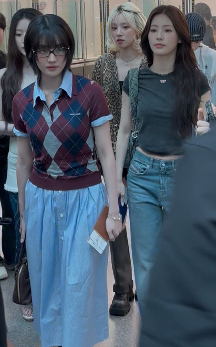abcis080's tweet photo. #아이들 https://t.co/FyLi2xl2T8