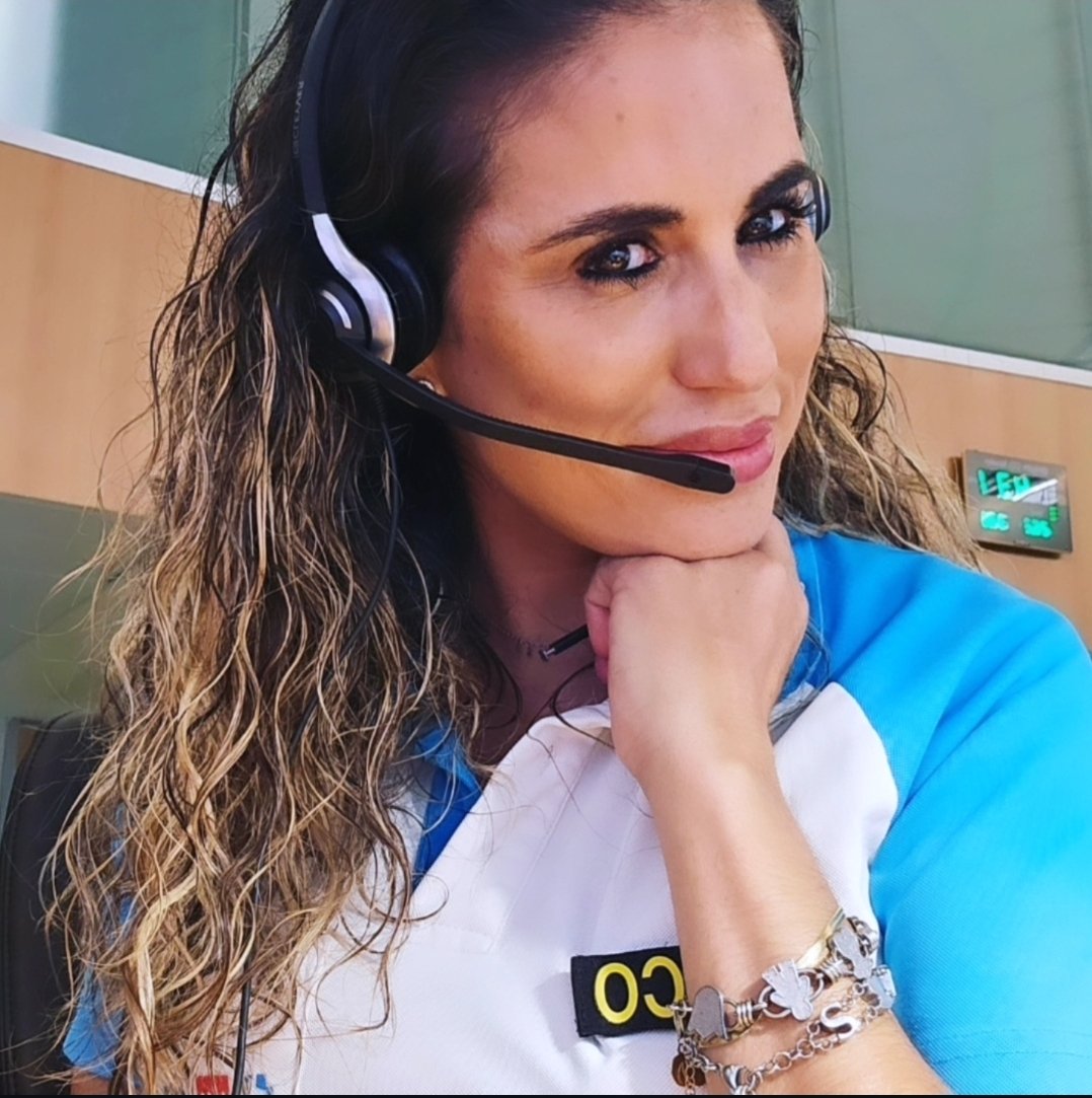 Verano,doblaje… guardias duras,pero con momentos que nos recuerdan por qué estamos aquí, como el guiar a un papá con neonato de 7 días enseñándole a mantener la calma,controlar respiraciones y estimular al peque hasta llegar la UVI💙..Os seguimos cuidando #Emergencias #vocacion