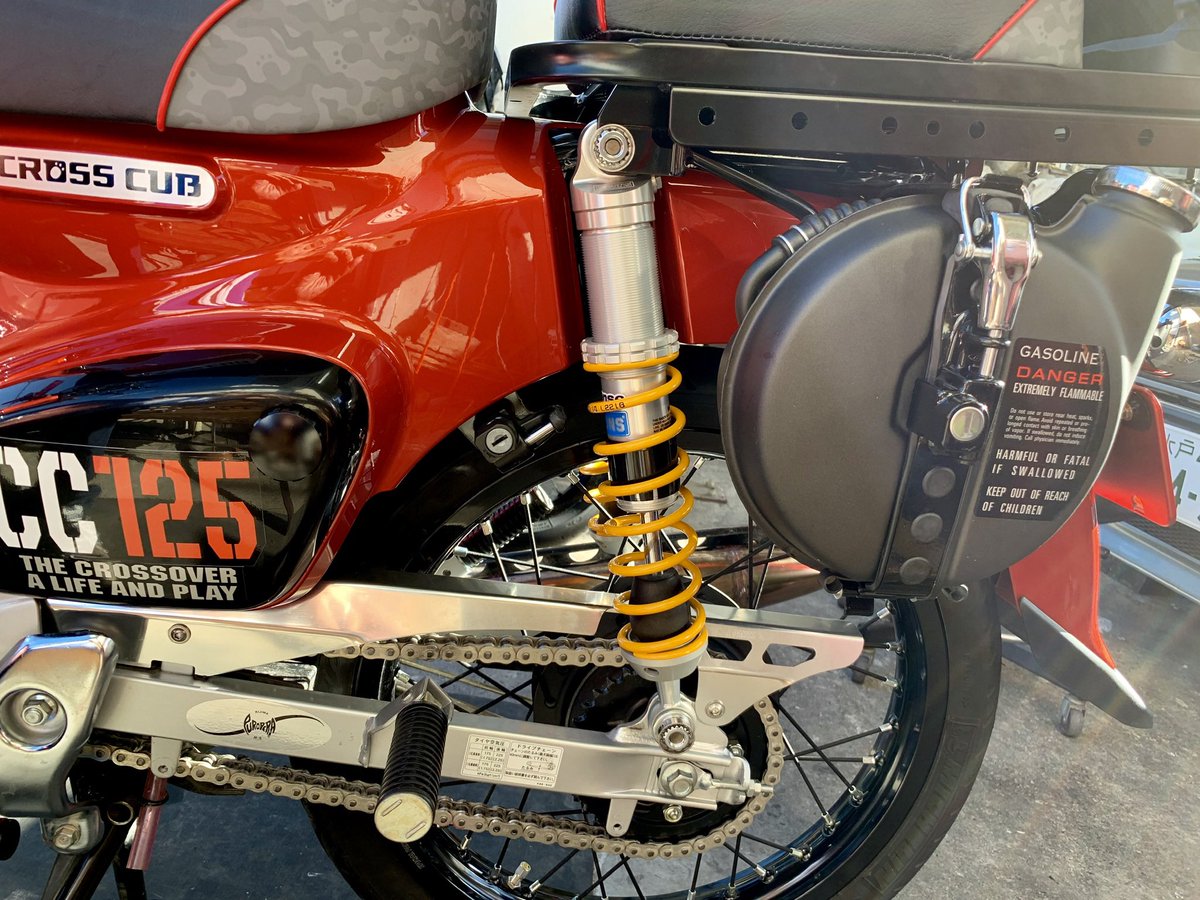 kuroyagisan3's tweet photo. ハンターサブタンクの値段がスゴイ事になっているのにビックリ!
8万とか10万なんて🥵
#バイク乗りと繋がりたい #クロスカブ
#JA45 #CC125 https://t.co/mv8YQl5OER