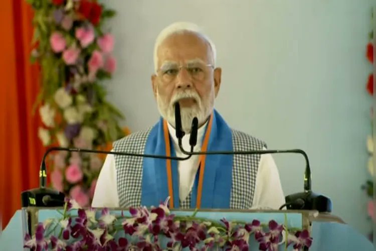 AwazTheVoiceUrd's tweet image. مودی کا ایک سال میں بہار کا ساتواں دورہ،

#ModiInBihar #SeventhVisit #Modi2025 #BiharPolitics #ModiRally #IndianPolitics #BiharElections #ModiTour #BJPInBihar

urdu.awazthevoice.in/india-news/mod…