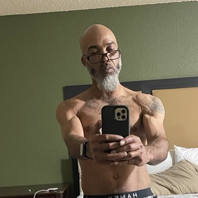 HempHefner813's tweet photo. #NewProfilePic https://t.co/nHYGrAGbJf