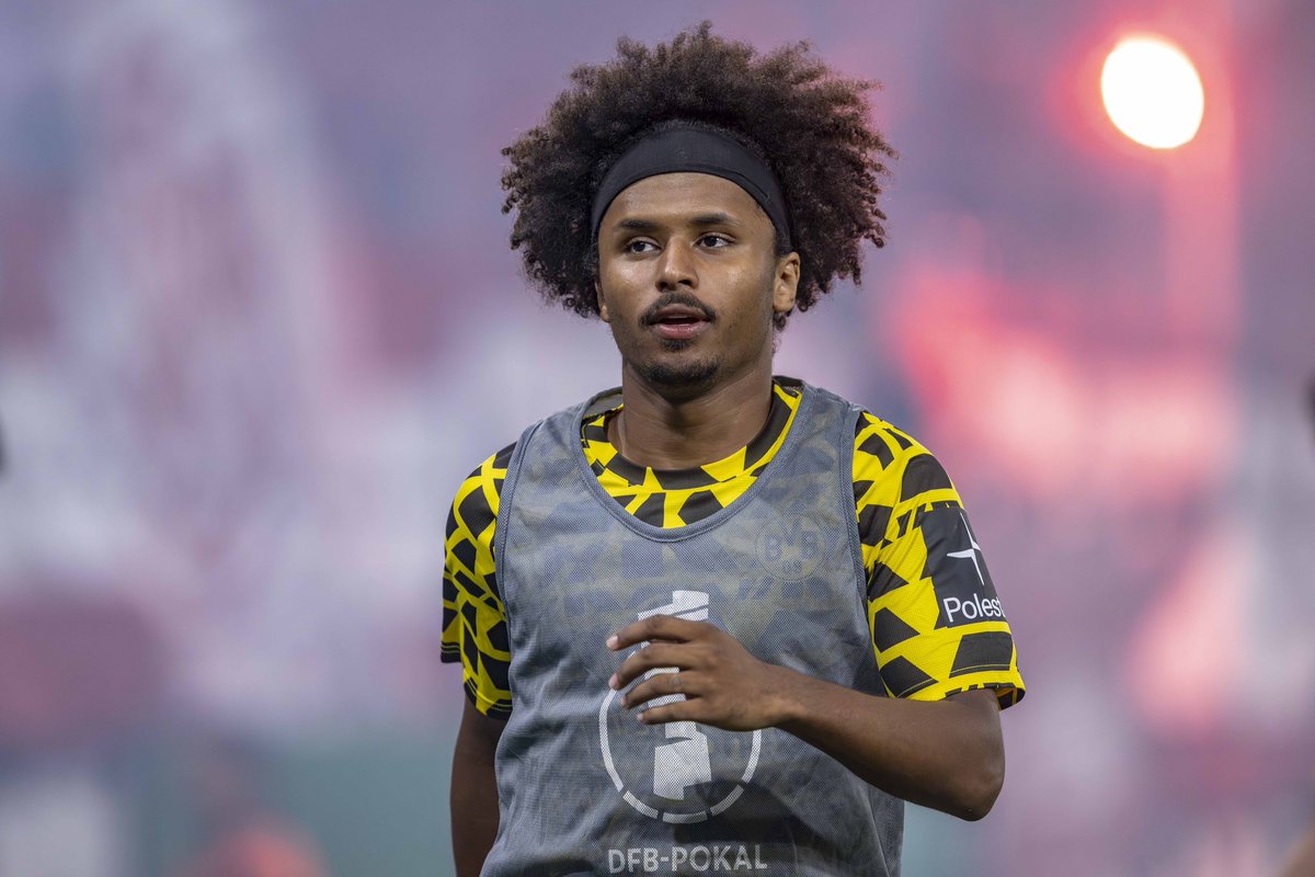 Plettigoal's tweet image. 🚨🆕 Karim #Adeyemi has changed his agency and will now be represented by Jorge Mendes and Gestifute.

The 23 y/o winger has a contract with Borussia Dortmund until 2027. #BVB 

@SkySportDE 🇩🇪