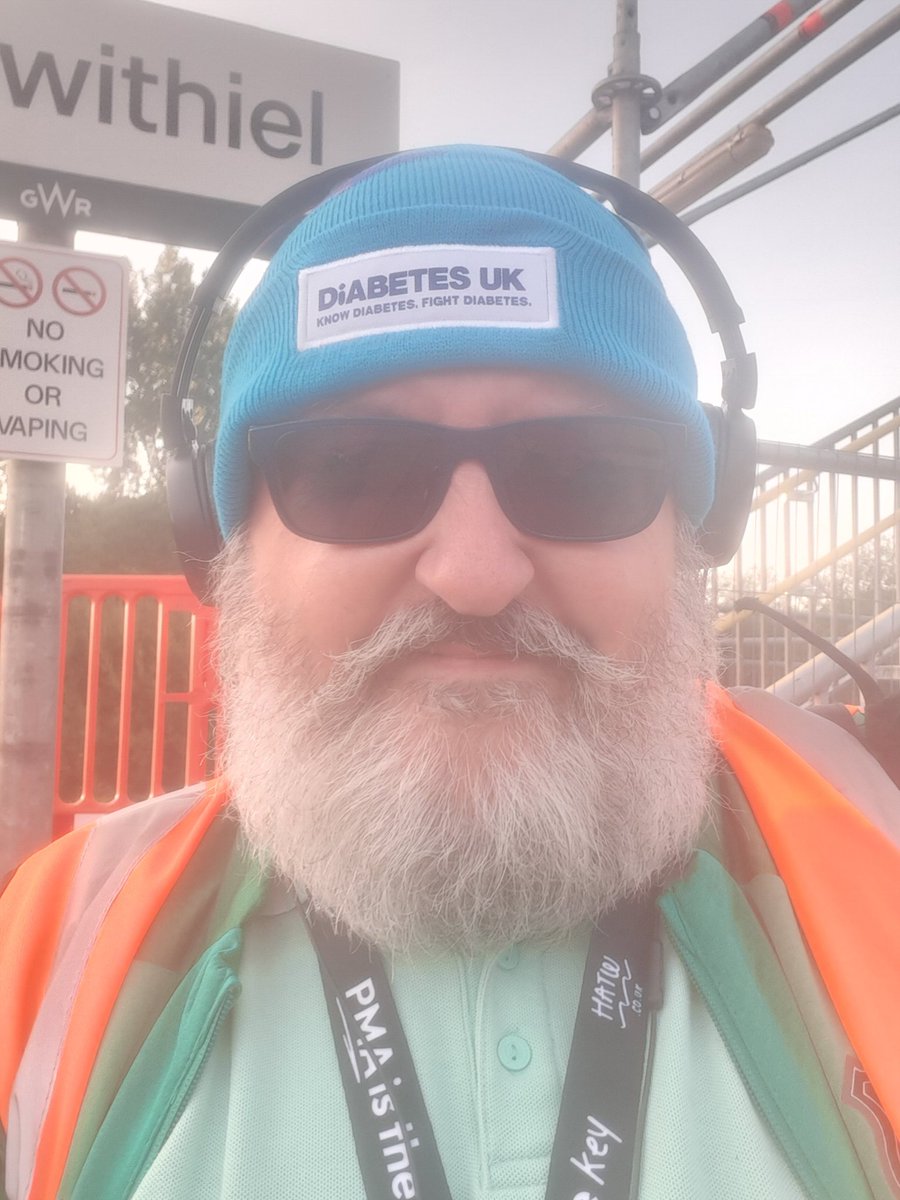 arfersweet's tweet image. Sit rep.
It's "hat friday" in @StAustellBrew finance department. 
Today I'm rocking my "Wellness Walk" beanie which I earned due to my current fundraising. 
There's been an article published on social media about me and my reasons for raising funds for Diabetes UK 💚👊👊