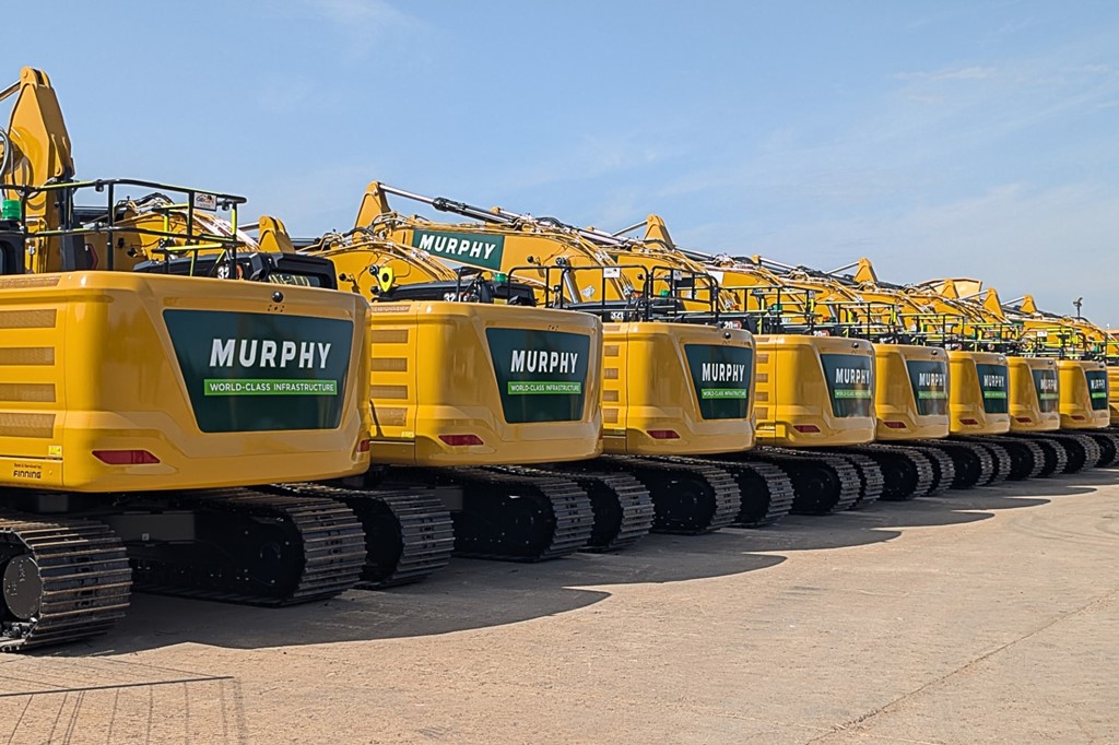 TCIndex's tweet photo. Murphy invest £6.5m in new Cats https://t.co/yUCWQmdJmt #Caterpillar #Excavators #Finning #Murphy #MurphyPlant https://t.co/8jTxvpqBt4