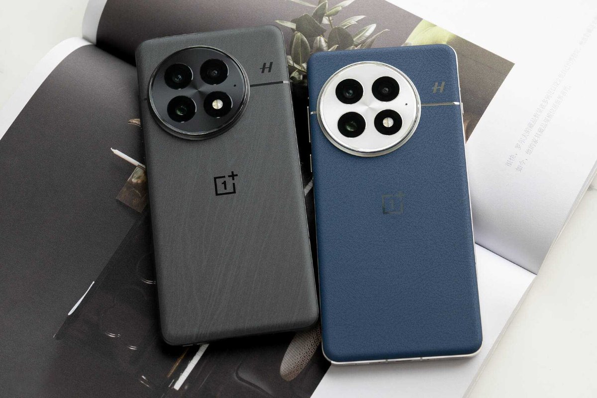 jacobjipson_'s tweet photo. To be honest I would pick the oneplus 13 over the Pixel 10 anyday. https://t.co/FzRHdt4JgG