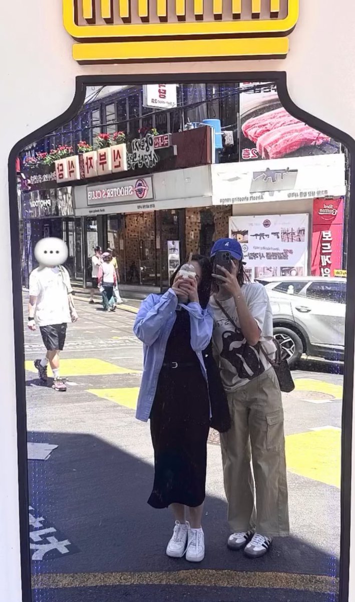 cattieperrie's tweet photo. It’s so sad, knowing how Mie can honestly fly so high but she needs to be stuck with Aya. @miephat please be careful. You are currently Aya’s 3rd partner. From that, you should know how problematic she actually is. We are rooting for you, Mie. Good luck to you. https://t.co/wecXb9kyuU