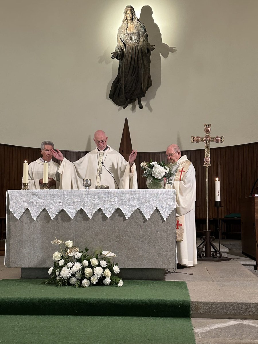 "En Déu hi ha hagut des de sempre un lloc per a Maria. Com escriu sant Bernat de Claravall, Maria és el llevat que fa fermentar la massa de la salvació perquè va ser la fe de Maria la que hi va ajudar".
Ofici de Festa Major a Platja d'Aro.